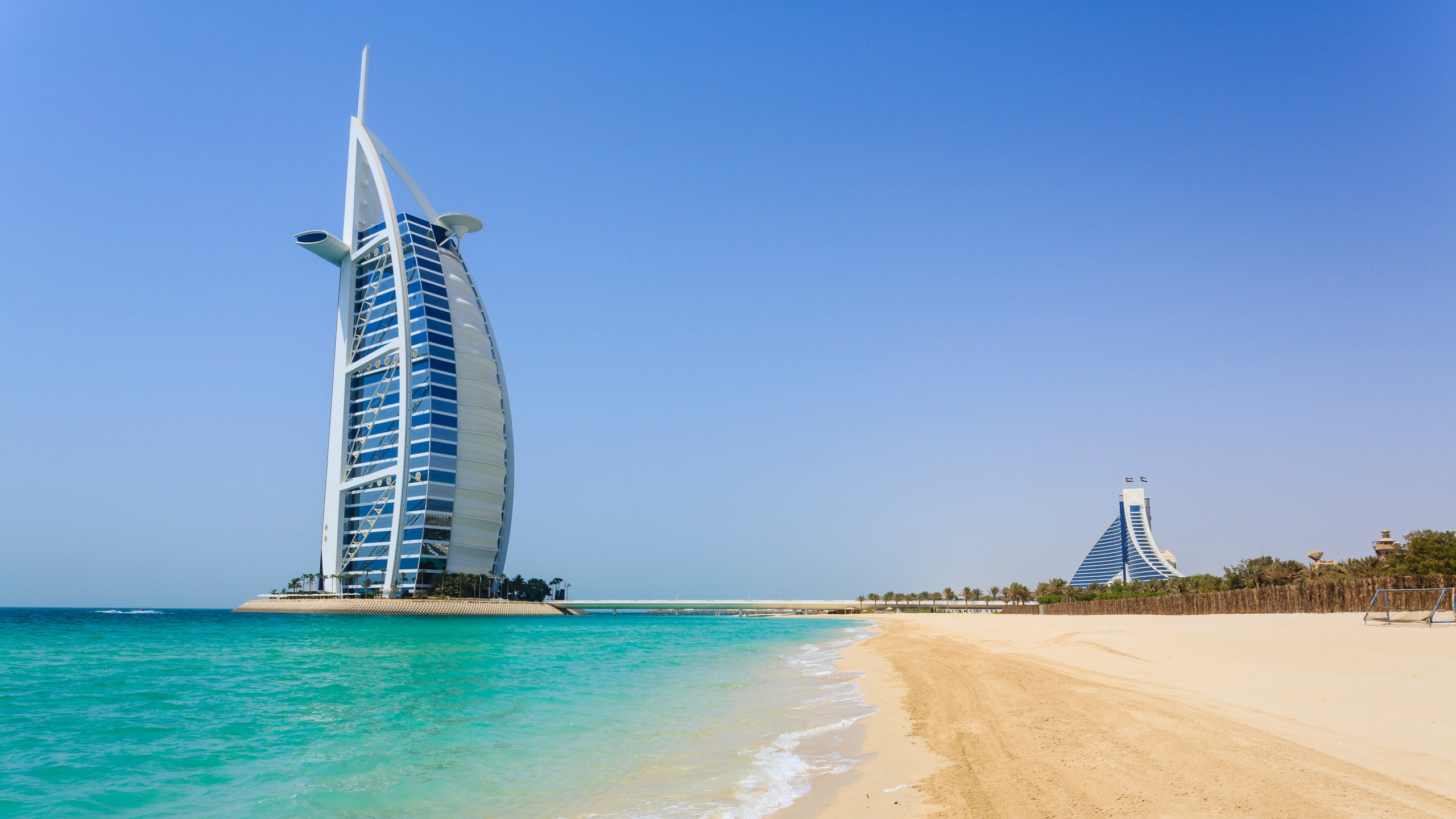 Experience The Best Water Activities at Burj Al Arab Beach